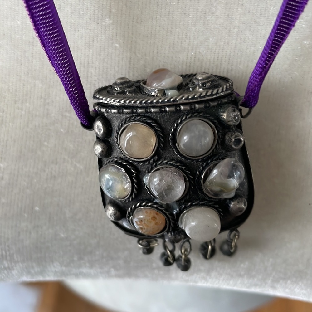 UNIQUE Bronze Pill Box Necklace w/Gemstones and Ribbon Necklace - Picture 6 of 6